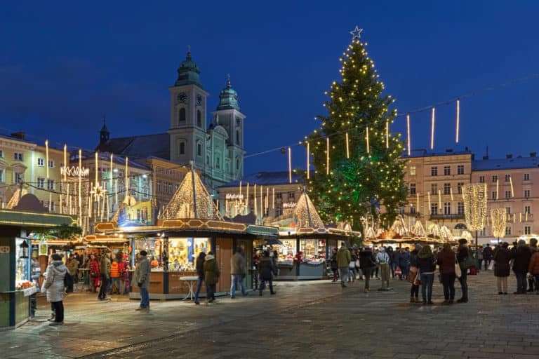 10 Festive Christmas Markets In Austria You Must See In 2020 - Follow ...