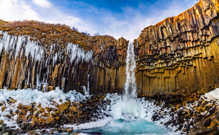 6-things-to-know-before-visiting-iceland-in-march-follow-me-away