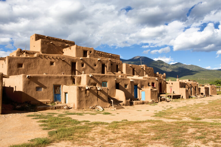 15 Best Airbnbs In New Mexico (Earthships, VRBOS, and More!) - Follow ...