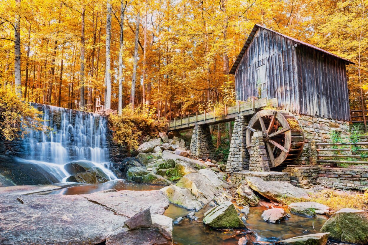 10 Best Places To See Fall Foliage In Follow Me Away