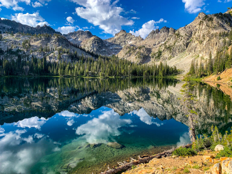 15 Cozy Cabins In Idaho You Must Visit - Follow Me Away