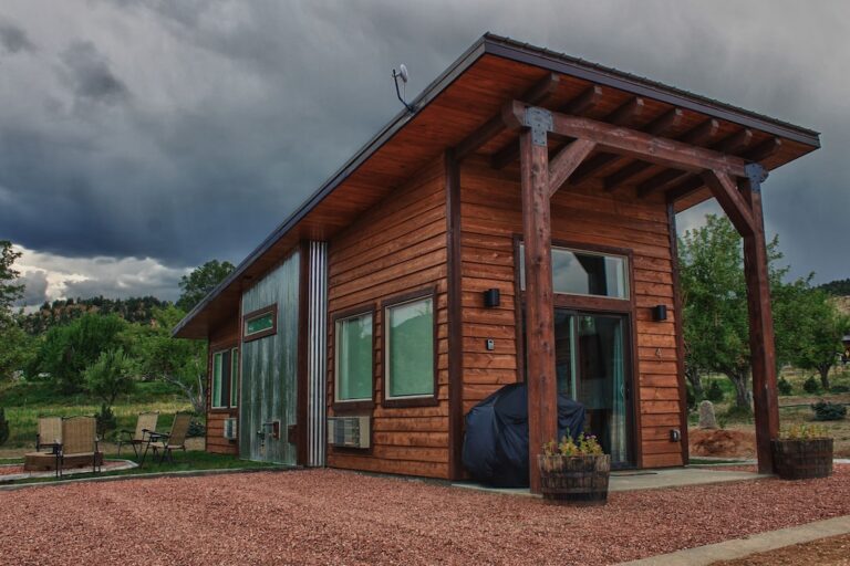 25 Best Airbnbs In Utah (VRBOs, Tree Houses & More!) - Follow Me Away