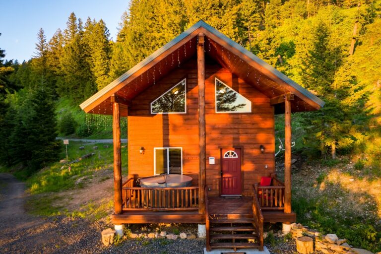 20 Epic Cabins In The Pacific Northwest - Follow Me Away