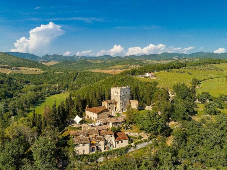 12 Fairytale Castles In Tuscany To Visit Or Stay - Follow Me Away