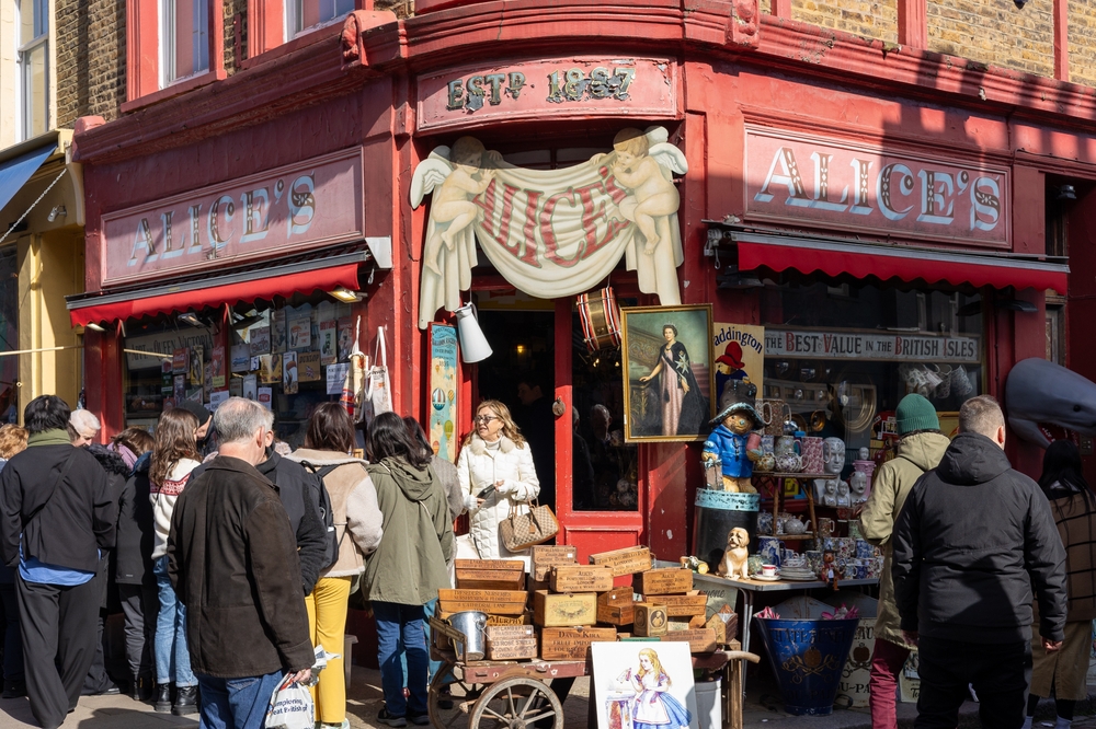 Antique shop at Portobello Road Market in Notting Hill, London. It is the world's largest antiques market.