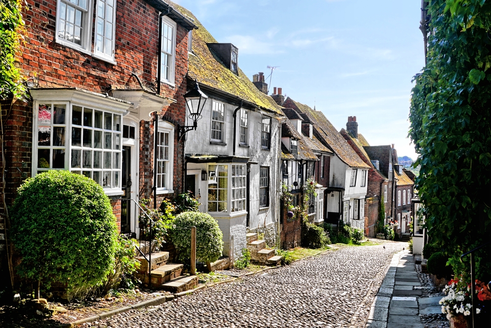 Beautiful cobblestone lane with medieval buildings in the old town of Rye, East Sussex, England